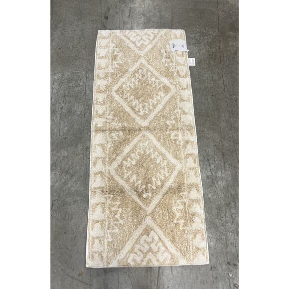 Urban Outfitters Sienna Kilim Bath Mat 20” L x 50” W Apricot - Picture 2 of 7